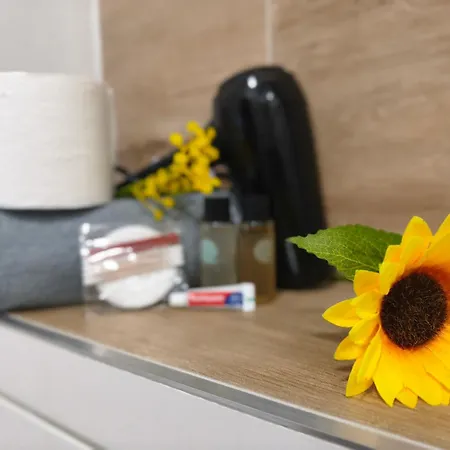 Olivin - Private With Bathroom