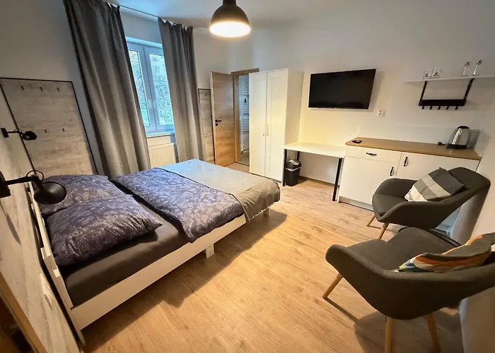 Olivin - Private With Bathroom Pensjonat 3*