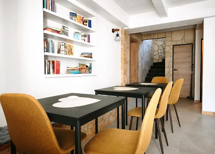 Olivin - Private With Bathroom Banska Bystrica